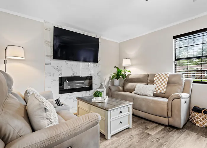 Private Home In Pooler, Mins From Sva Airportpet Friendly
